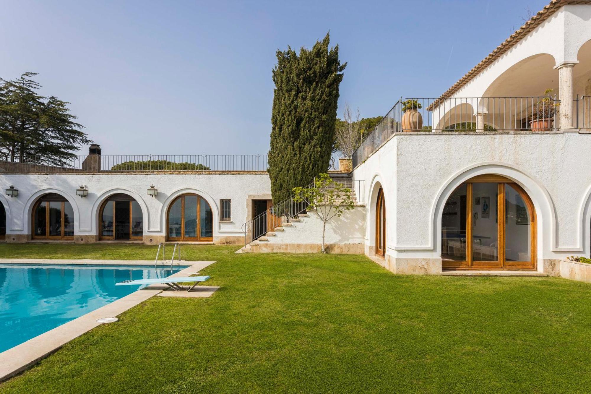סאן פליו דה גיסולס Villa Maricel מראה חיצוני תמונה