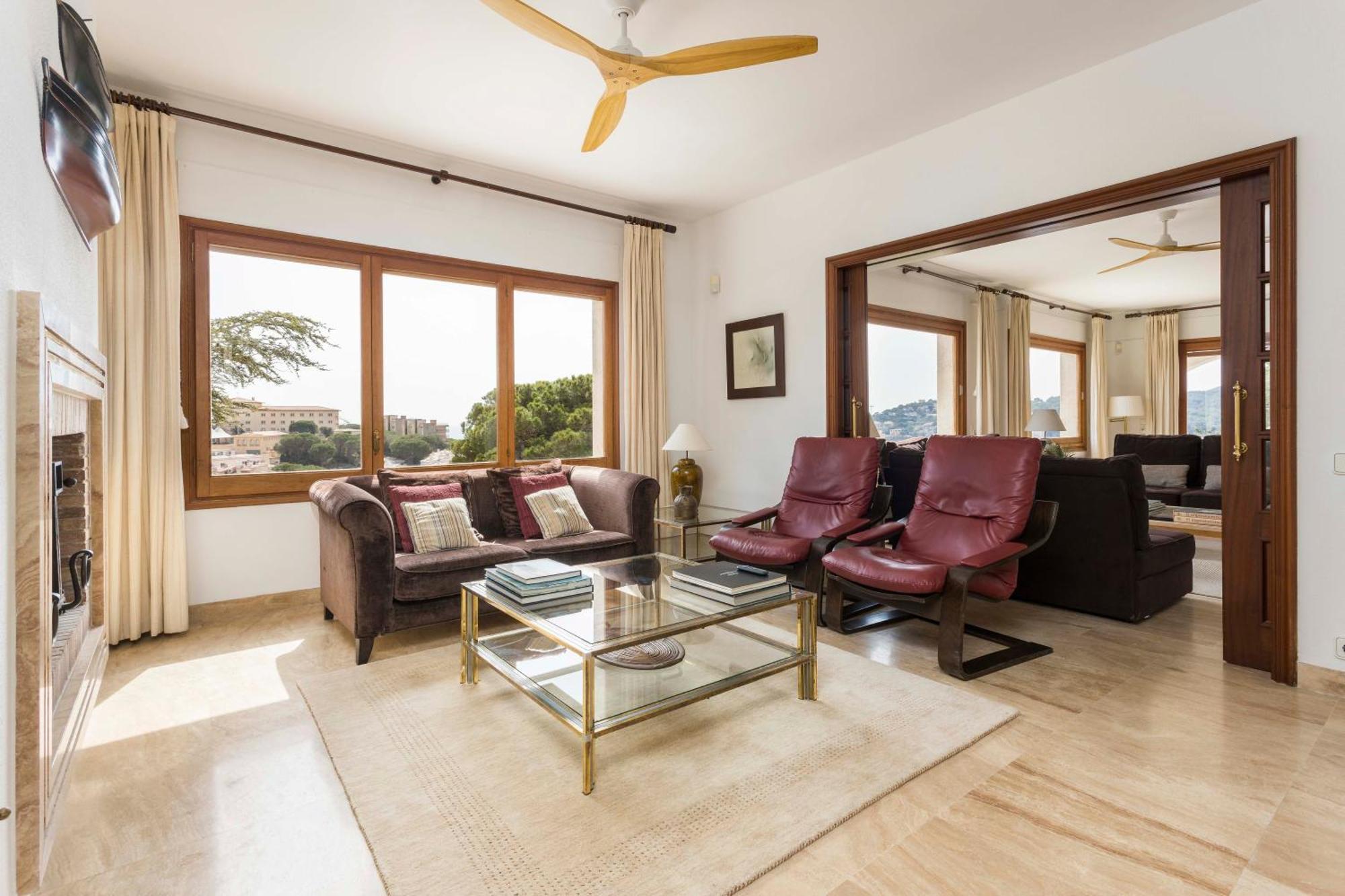 סאן פליו דה גיסולס Villa Maricel מראה חיצוני תמונה