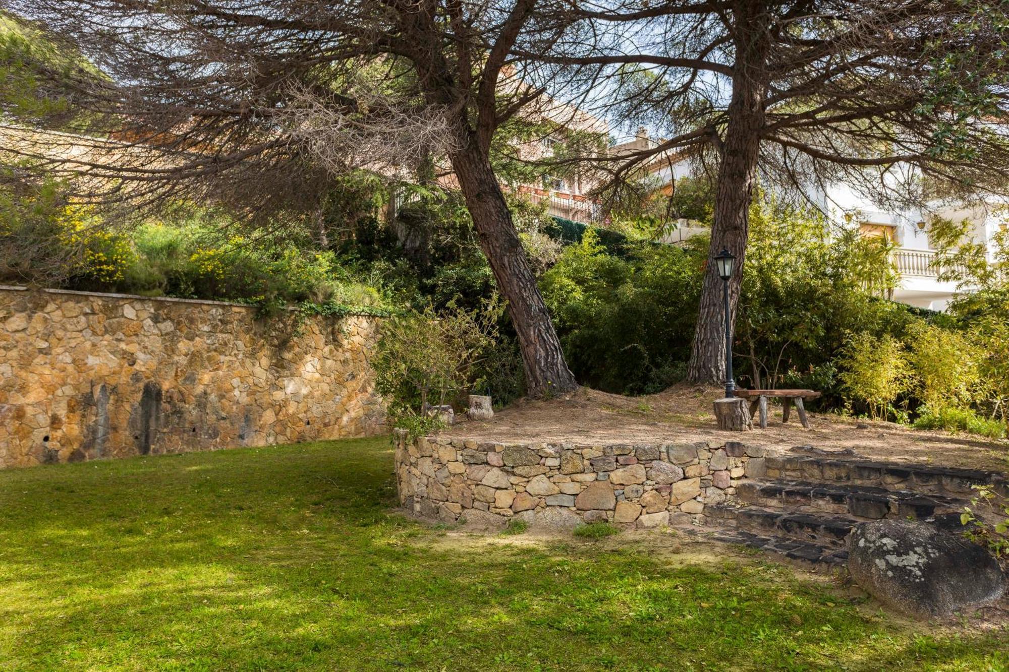 סאן פליו דה גיסולס Villa Maricel מראה חיצוני תמונה